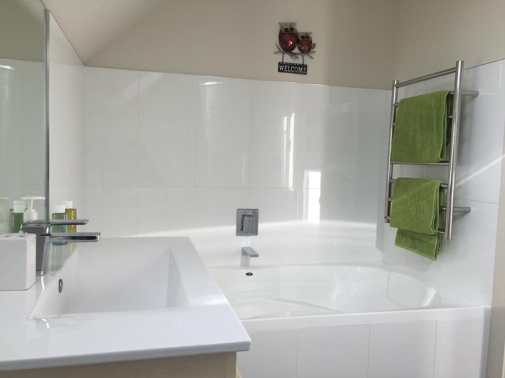 Davidsons Luxury Homestay Lower Hutt Eksteriør billede